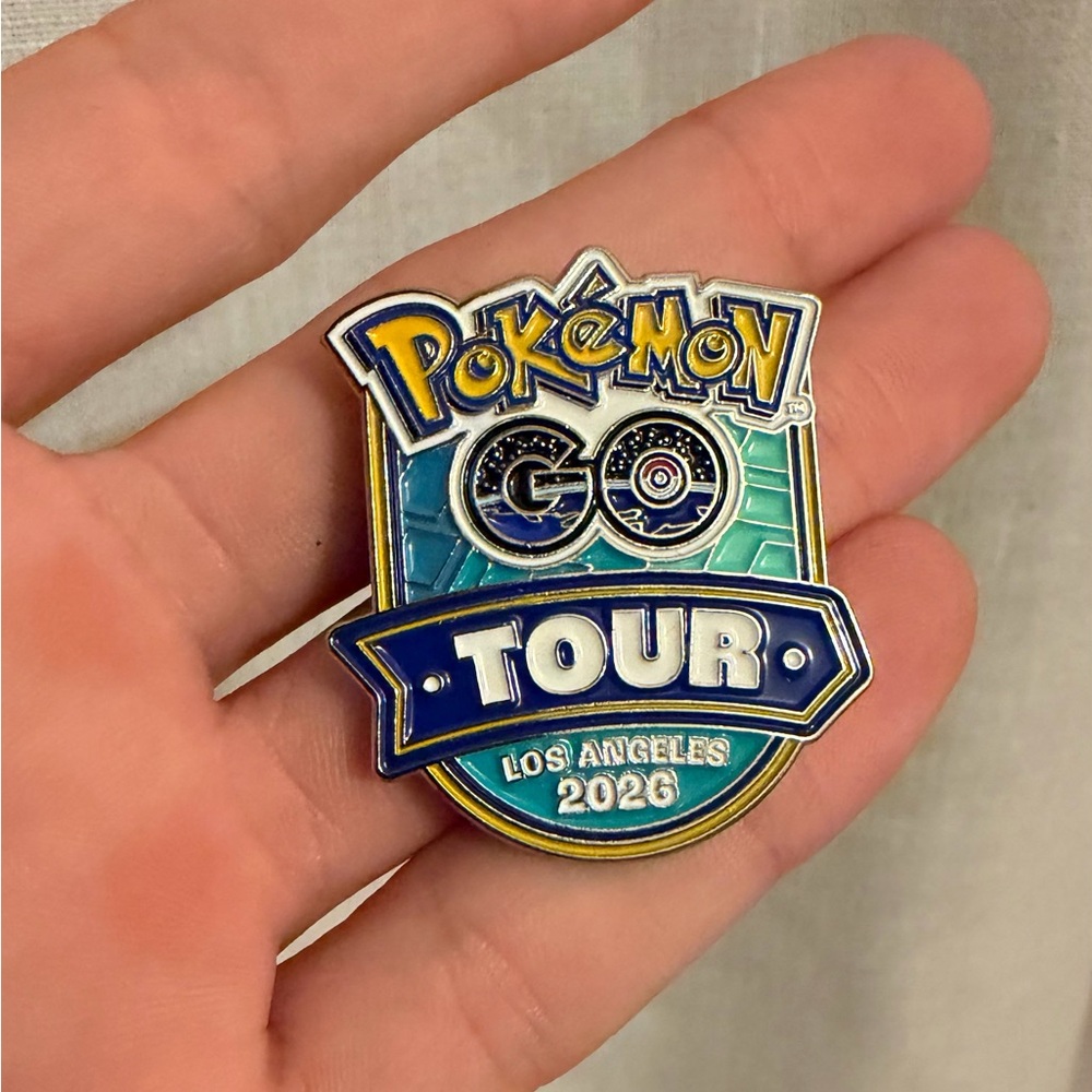 Pokemon GO Tour Los Angeles 2026 Pin - Picture 3 of 4